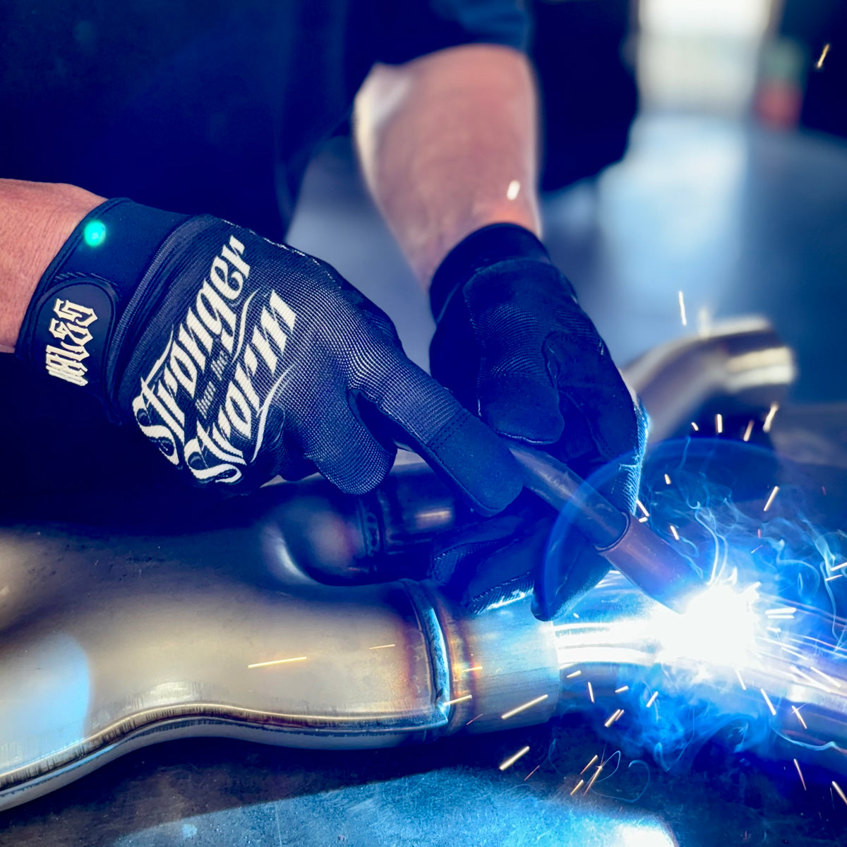 The Storm Gloves